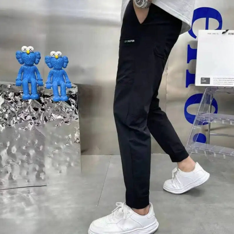 Pohodlné a funkčné cargo nohavice s viacerými úložnými priestormi