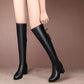 Leather boots: elegance and warmth for winter